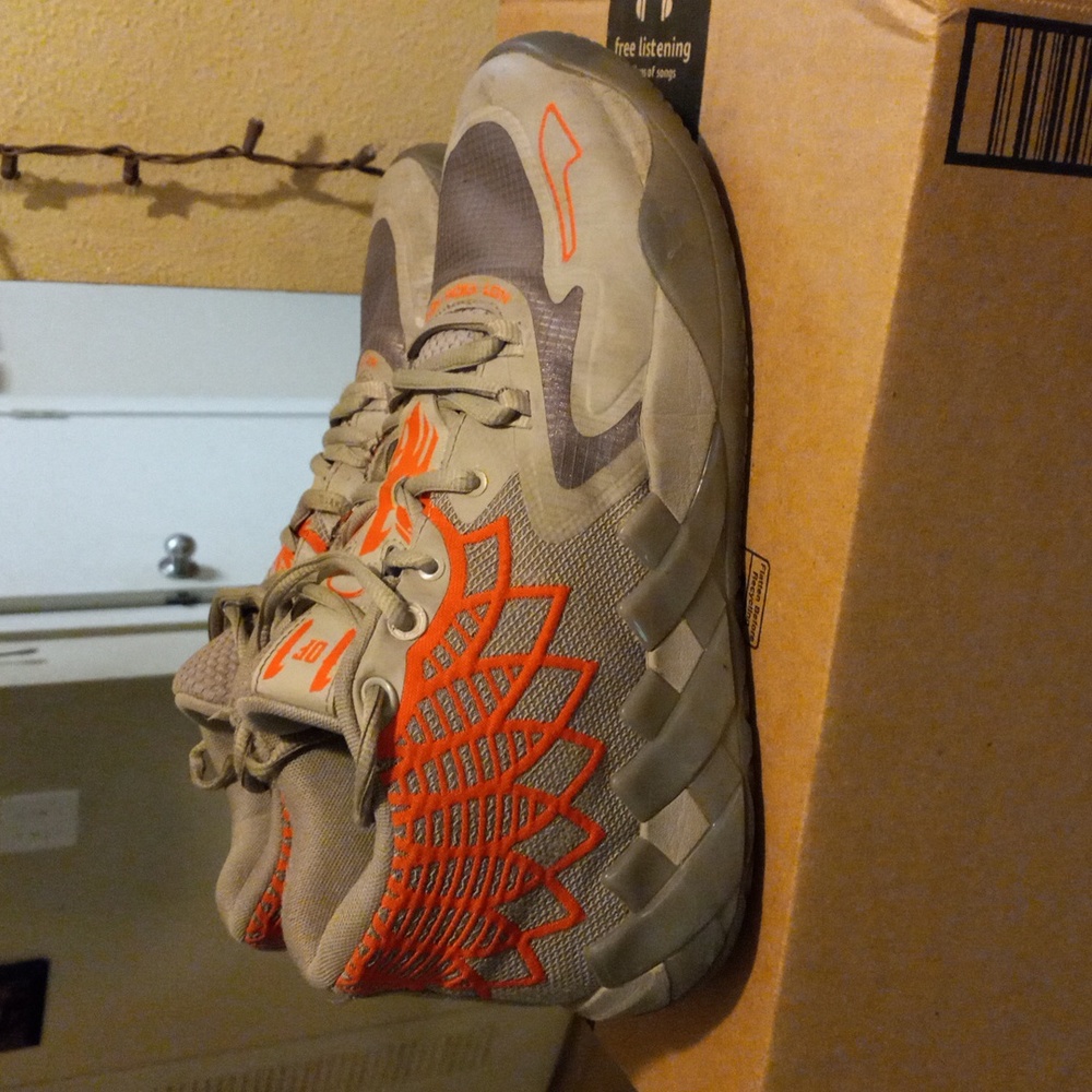 Puma M.E.L.O. sneakers